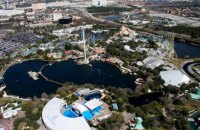 Десятки посетителей застряли на  аттракционе в парке отдыха во Флориде