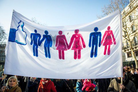 У Румунії проходить референдум щодо одностатевих шлюбів