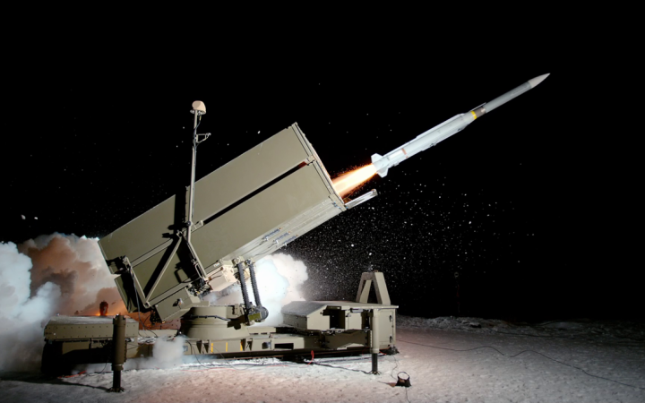 FT: Китай попередив США, що продаж зброї Тайваню може поставити під загрозу візит Трампа 