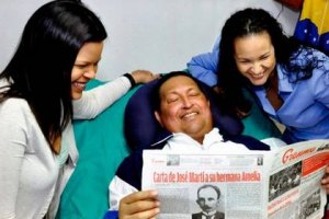 Пресс-служба показала фото улыбающегося Чавеса