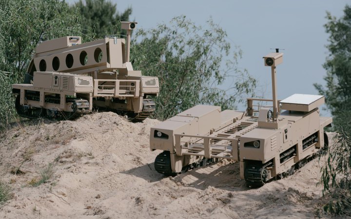 Міноборони допустило до експлуатації наземний роботизований комплекс Termit