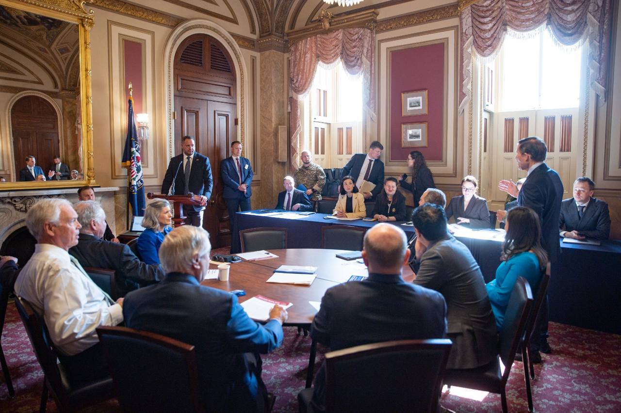 Українська делегація в Сенаті США