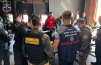 В Україні викрили міжнародний шахрайський call-центр, який ошукав понад 4,5 тисячі громадян з країн ЄС та Центральної Азії
