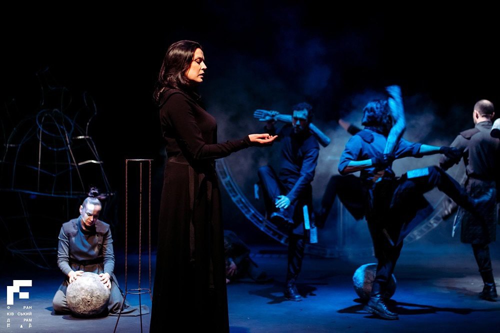 Вистава Оксани Дмітрієвої «Медея»