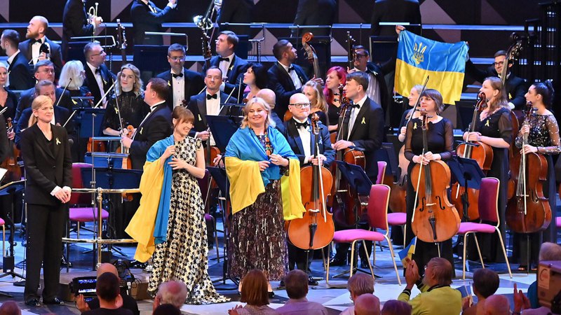Ukranian Freedom Orchestra під керівництвом Кері-Лінн Вілсон у Королівському Альберт-холі з піаністкою Анною Федоровою та сопрано Людмилою Монастирською.