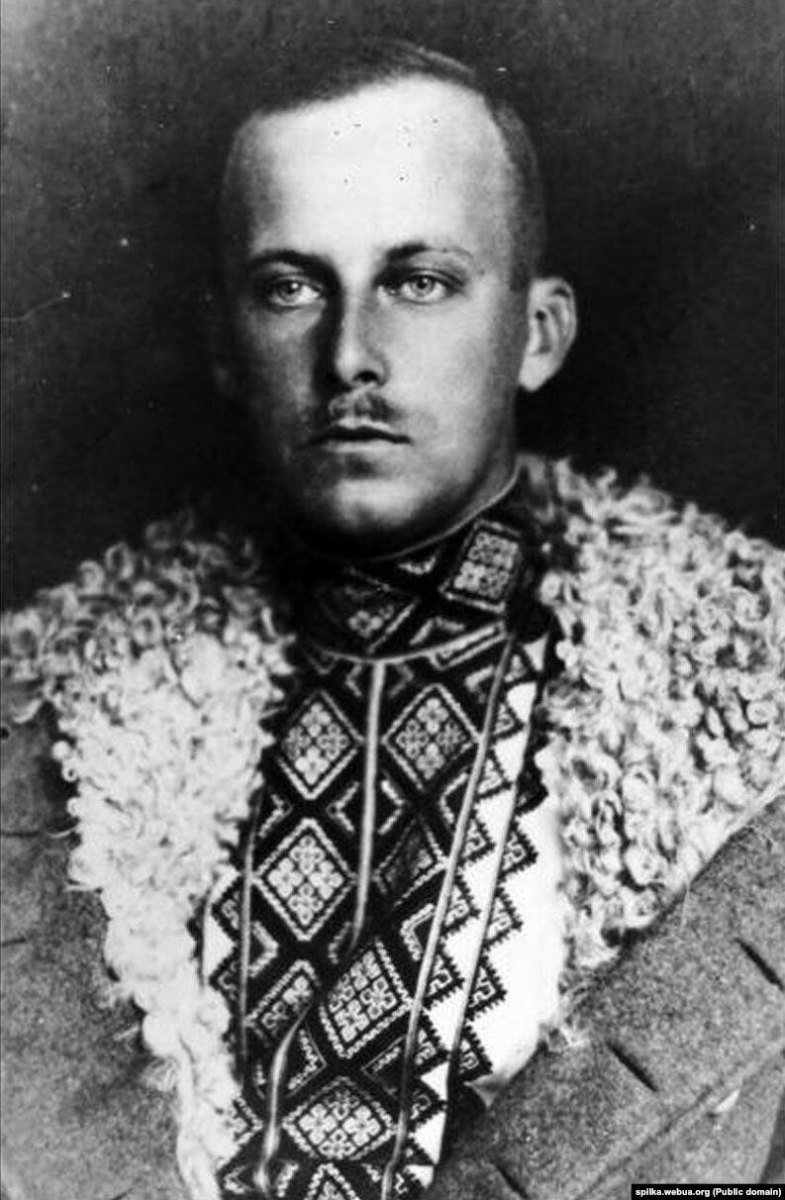Василь Вишиваний