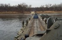 Россия навела пять переправ через Северский Донец на границе с Украиной