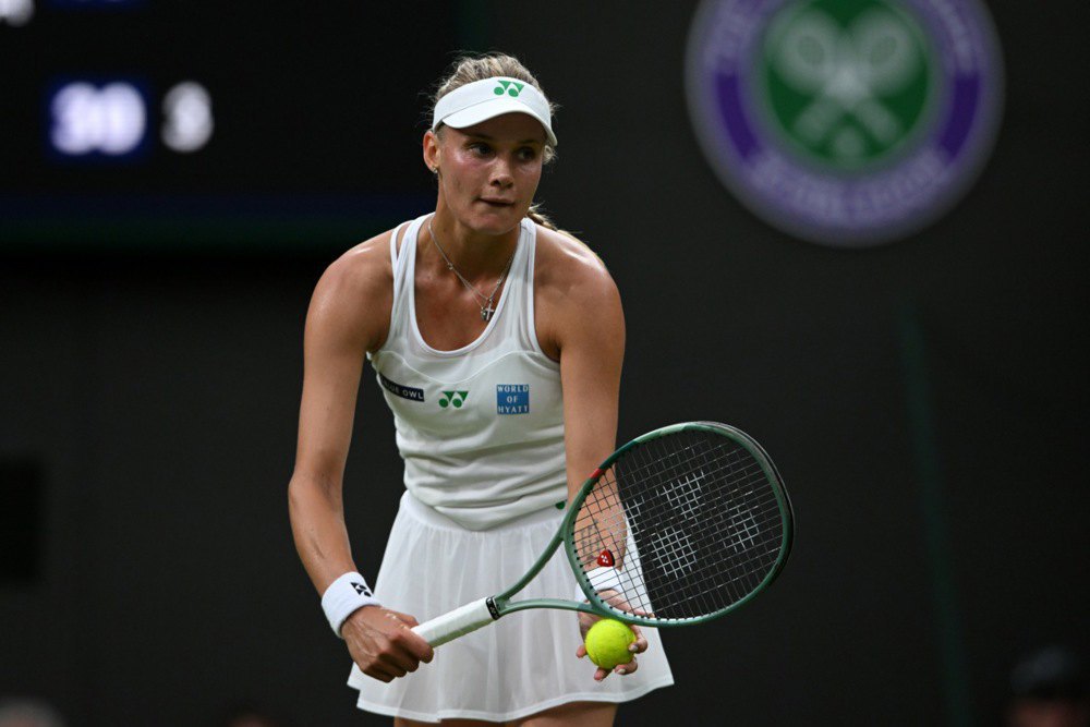 Даяна Ястремська під час матчу першого кола Вімблдону-2025