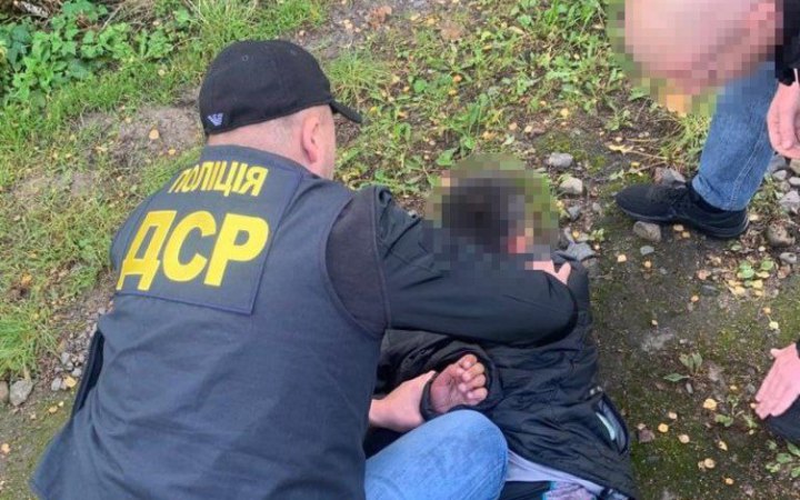 Оголошено підозру учасникам банди, які доставляли наркотики до виправної колонії на Львівщині