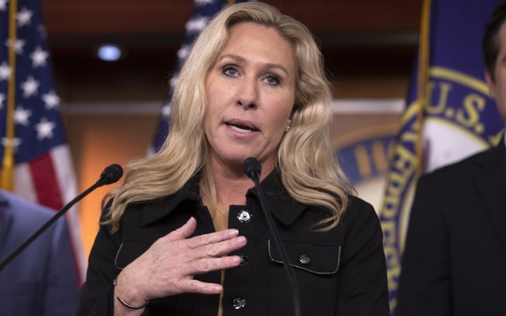 Трампістка-українофобка заявила, що протести у Києві - через відмову Зеленського від мирної угоди