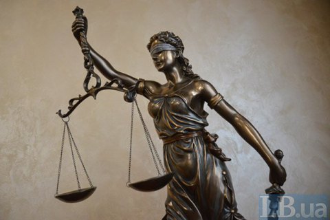 Порошенко попросив Раду підготувати компромісний законопроект про антикорупційний суд