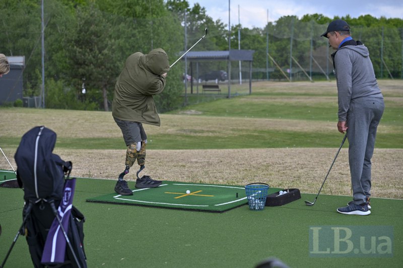 Ветерани грають у гольф