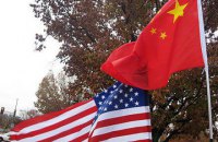США заявили о "небезопасном" перехвате своего самолета китайскими истребителями 