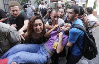 12 человек попали в больницу после беспорядков в центре Стамбула 