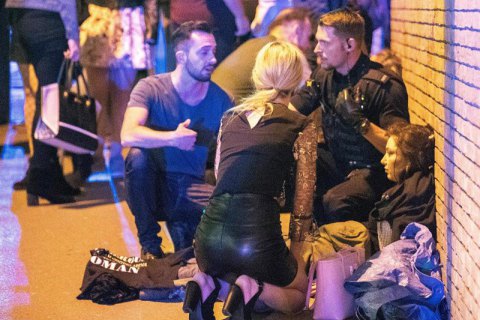 20 пострадавших при взрыве в Манчестере находятся в критическом состоянии