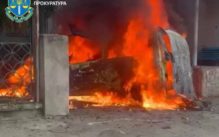 Обстріли Херсонщини: упродовж дня окупанти поранили 11 цивільних, серед них — дитина