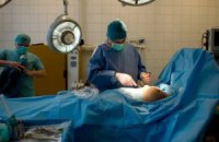 Главному хирургу Хмельницкой области запретили оперировать