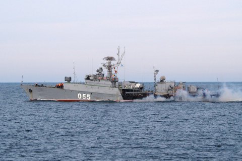 Россия провела учения по уничтожению субмарины в Черном море