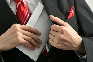 Рівень корупції в Україні все ще високий, - ЄС