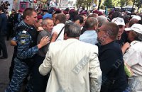 Сторонники Тимошенко перекрыли Крещатик