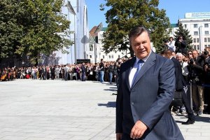 Янукович обиделся на журналиста за вопрос о языке