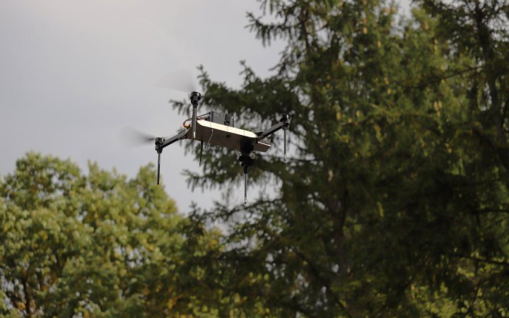 Румунські військові розслідують політ невідомих дронів над авіабазою 