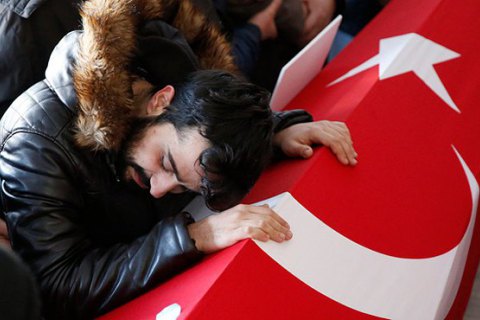Личность стамбульского террориста установлена, - МИД Турции