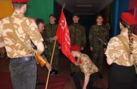 Россия милитаризирует украинских детей в ОРДЛО, - Денисова