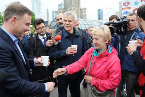 Анджей Дуда пообещал стать беспартийным в случае избрания президентом Польши