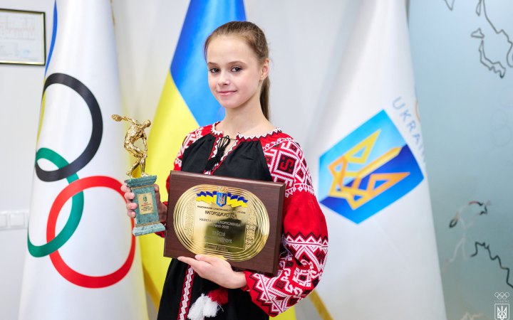 Художня гімнастка Таїсія Онофрійчук стала найкращою спортсменкою червня за версією НОК України