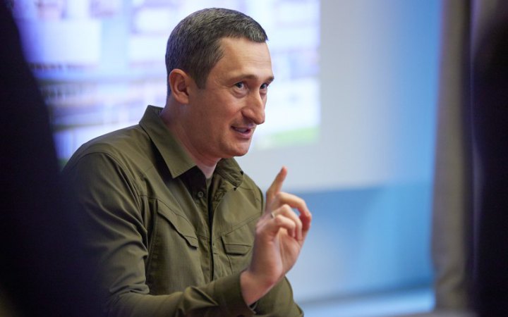 “Схеми”: 66 млн гривень застави за Чернишова внесла компанія з Дніпра, директор якої “чує вперше” про це