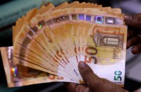 В Украине возвращаются лимиты на вывоз за границу наличных денег в иностранной валюте