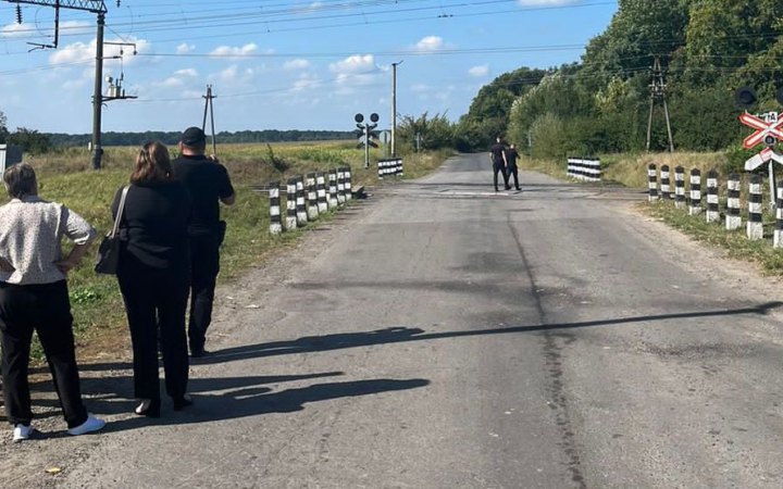 На Львівщині потяг збив 16-річну дівчину