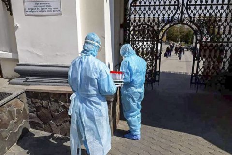 В Україні підтвердили ще 321 новий випадок захворювання на коронавірус