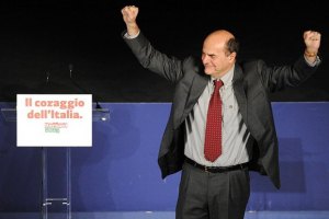 Победитель парламентских выборов в Италии отказался от коалиции с Берлускони
