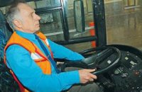 В Новосибирске иностранцам запретили работать в образовании и на транспорте