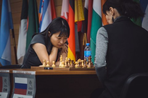 Китаянка Вэньцзюнь стала чемпионкой мира по шахматам
