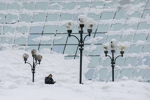 У всіх районах Києва 10-бальні затори через снігопад