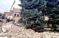 До поліції Запорізької області надійшло 35 повідомлень про руйнування через обстріли вихідними