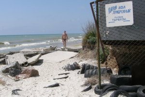 Крымские пляжи очистят от незаконных заборов