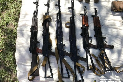Поліція знайшла великий арсенал зброї в рамках розслідування про вибух у банку Старобільська