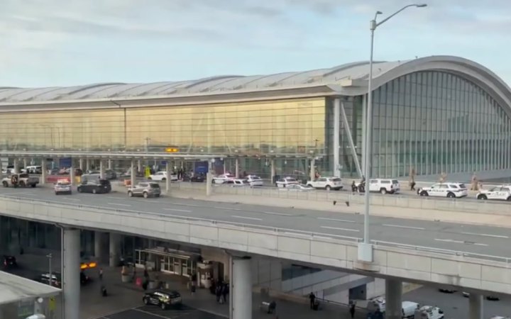 В аеропорту Торонто поліція застрелила чоловіка