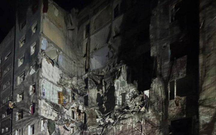 Головне за ніч та ранок четверга, 8 травня: удари по Сумщині, майже 200 боєзіткнень, загибель іноземних волонтерів