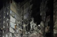 Головне за ніч та ранок четверга, 8 травня: удари по Сумщині, майже 200 боєзіткнень, загибель іноземних волонтерів