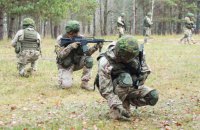 Франція відправить до Польщі 150 інструкторів для навчання українських бійців