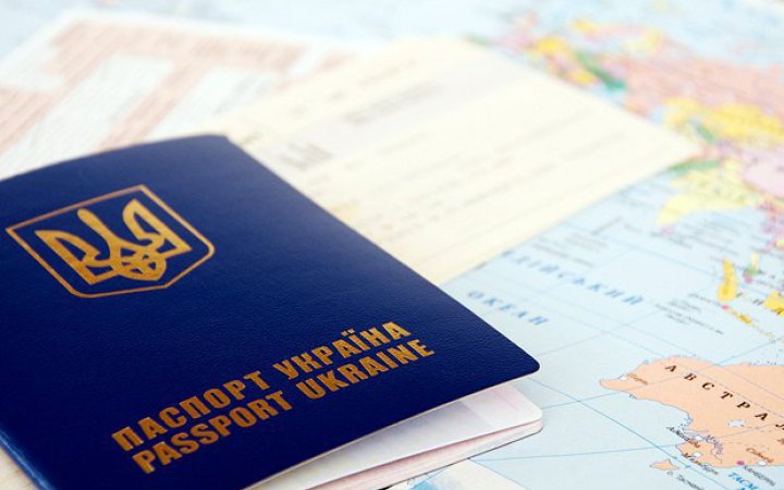 Україна піднялася у світовому рейтингу паспортів