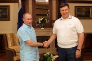 Янукович в Крыму провел неформальную встречу с Путиным