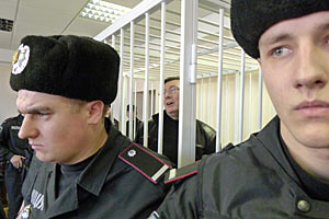 Администрация СИЗО не слышала, что Луценко голодает