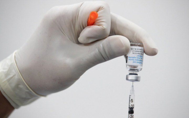 У Бангладеш кір вбив за три тижні понад 100 людей, у країні розпочали екстрену вакцинацію