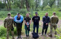 ​$16 000 за два надувні круги: біля річки Тиса затримали чотирьох чоловіків-нелегалів